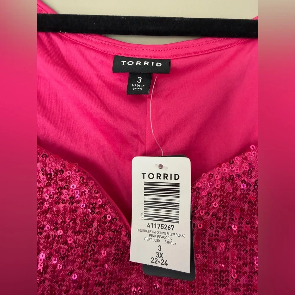 NWT Torrid Sequin Deep V-Neck Long Sleeve Blouse - Picture 7 of 11